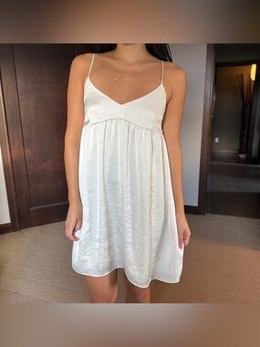 Aritzia satin babydoll mini dress Size